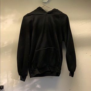 Plain black sweatshirt